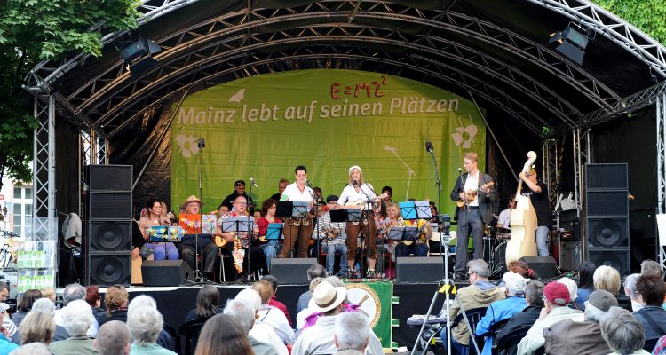 Mainz lebt auf seinen Plätzen