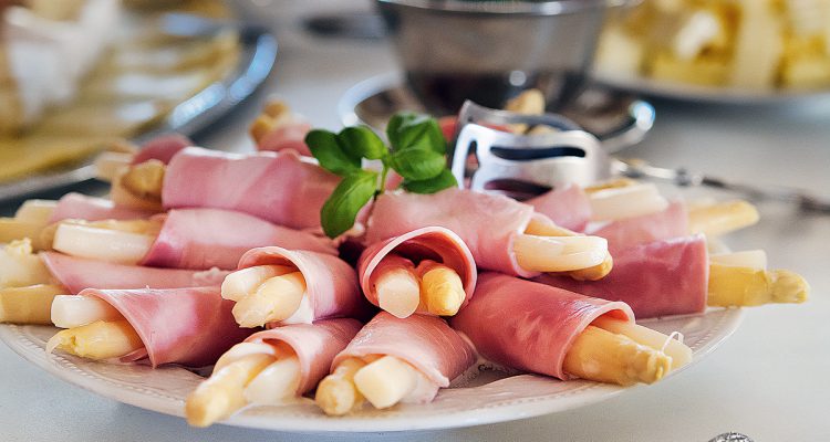 Schinken und Spargel