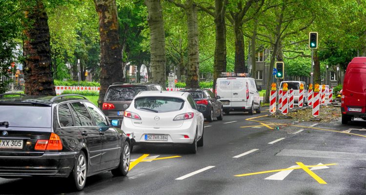 2106 Verkehrsstaus Baustelle Kaiserstraße