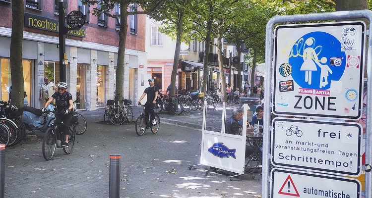 Fahrradfahren Am Fischtor