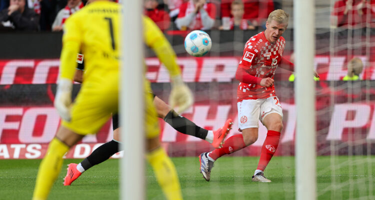 Mainz 05 Jonathan Burkardt
